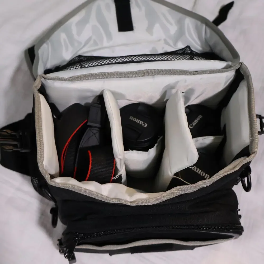 Canon DSLR SL1 Camera with 3 Lenses, Batteries and Bags - Excellent!